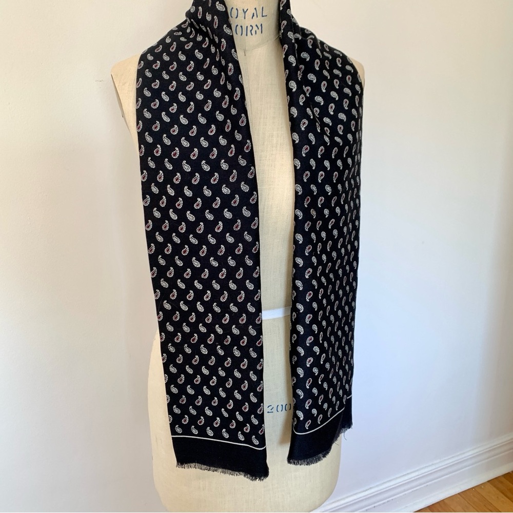 Perry Ellis Men’s Paisley Wool Scarf - Picture 3 of 4